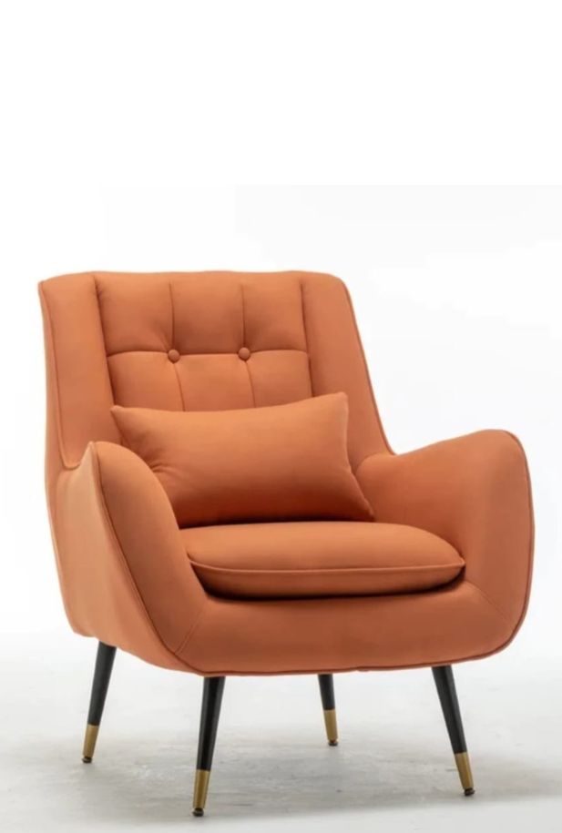 Embrace Lounge Chair